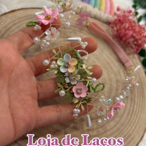 Tiara aramada 